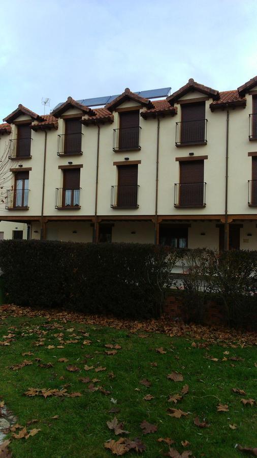 La Casa De Los Soportales Mansilla de las Mulas Extérieur photo