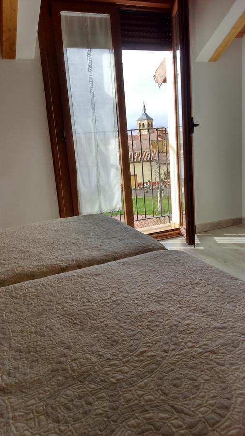 La Casa De Los Soportales Mansilla de las Mulas Extérieur photo