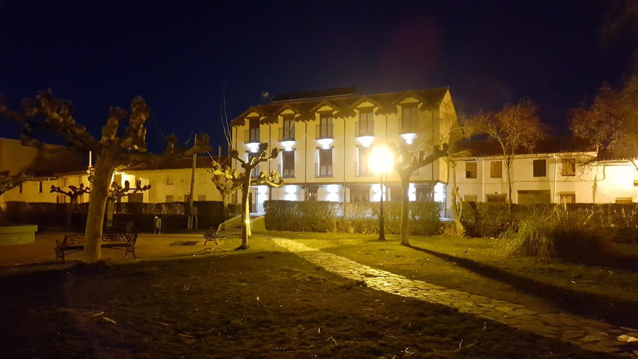 La Casa De Los Soportales Mansilla de las Mulas Extérieur photo